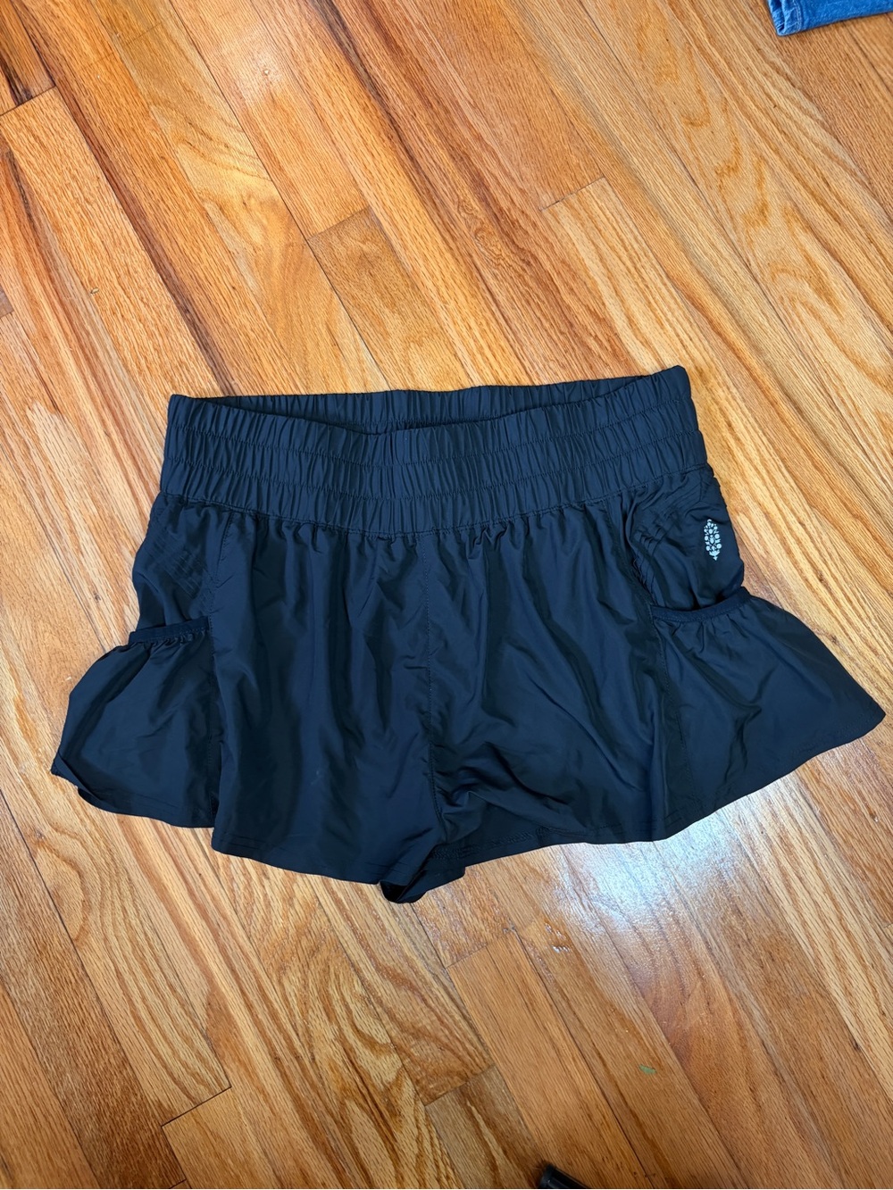 Free People Movement Women’s Black Athletic Running Shorts with Ruffle Hem Large